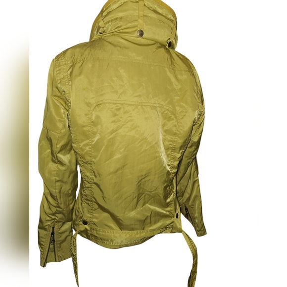 Golf Lovely Hooded Jacket - Picture 4 of 16